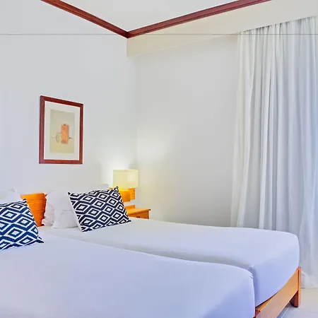 ホテル Baleira ポルト・サント