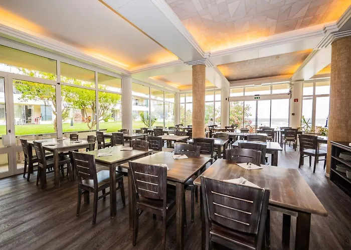 Hotel Baleira Porto Santo