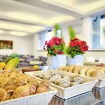 Hotel Baleira Porto Santo